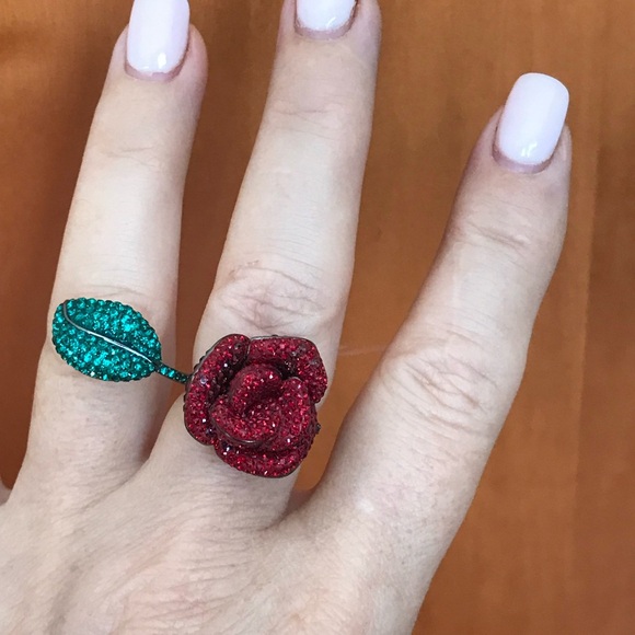 Atelier Swarovski Disney Rose Red and Green Ring in sz 58/8. NWB - Picture 5 of 12
